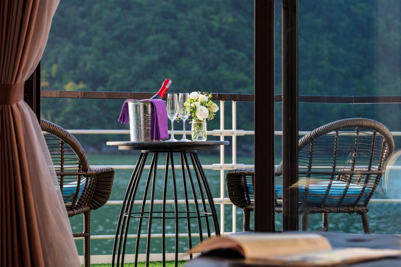 Mon Cheri Cruises 하롱 외부 사진